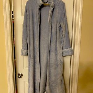Anne Klein bath robe